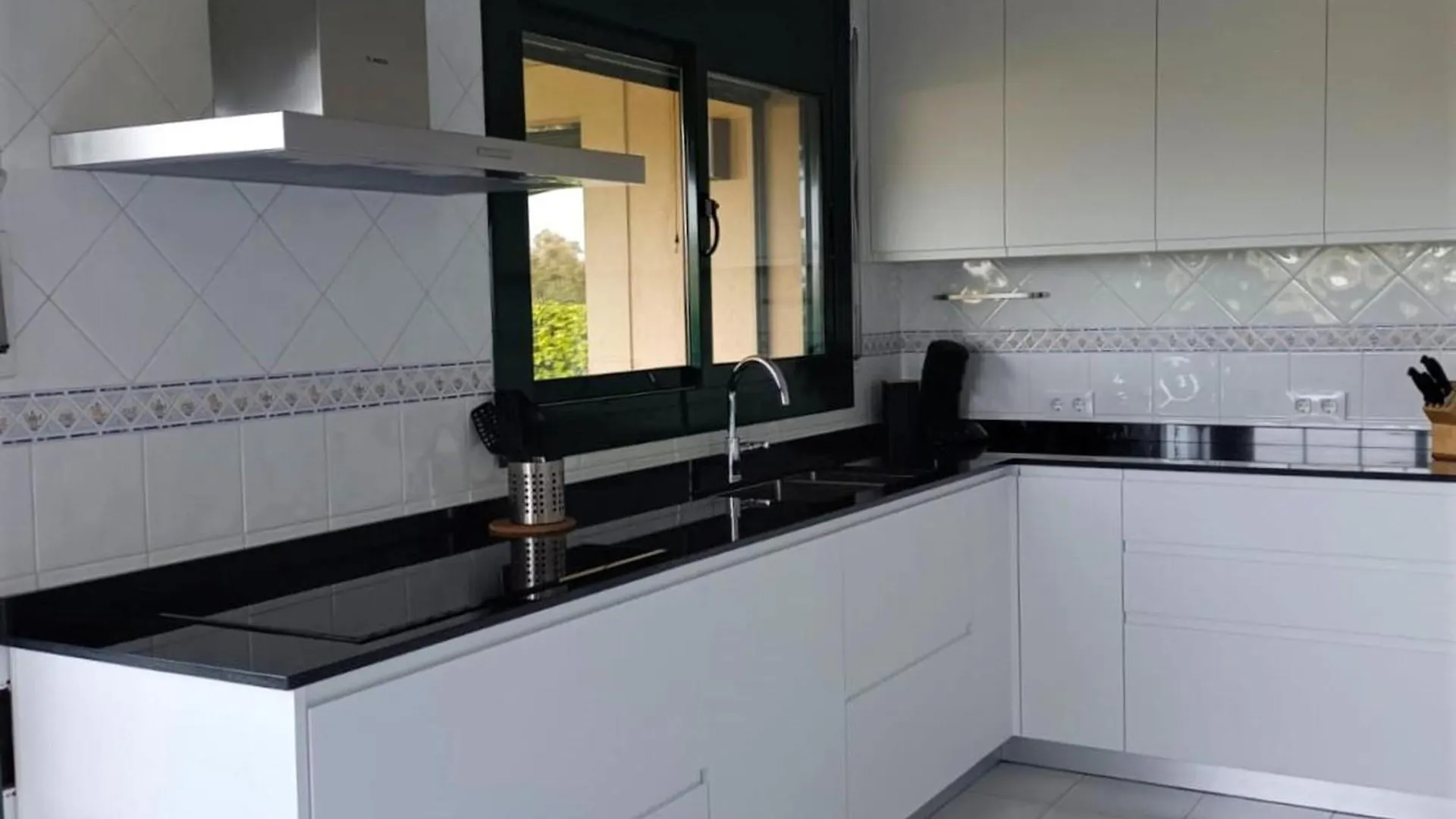 Casa De Lujo En Primera Linea: Piscina, A/A, Wi-Fi, Barbacoa, Jardin, 50M De La Playa. - Es-89-113 Sant Pere Pescador 0*,  Spain